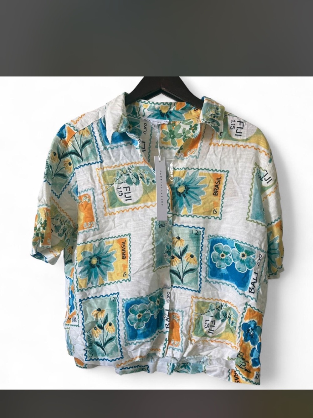 Jane and Delancey Short Sleeve Button-Down Tropical Postage Shirt Large NWT